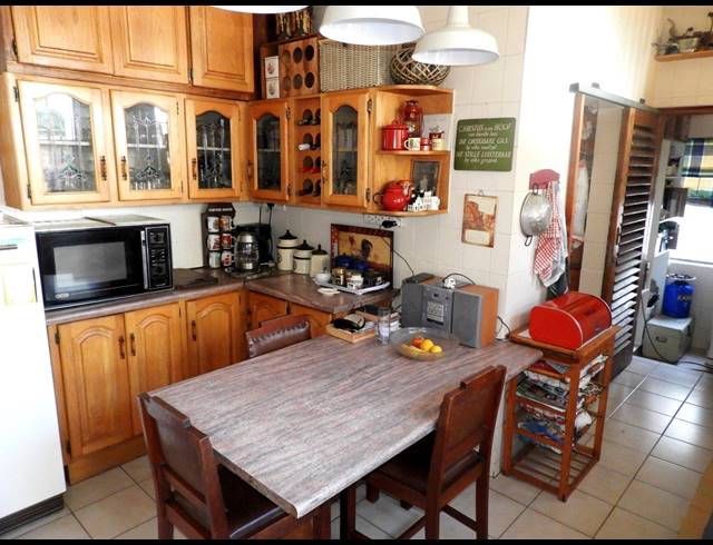 4 BEDROOM HOUSE FOR SALE IN THREE RIVERS PROPER